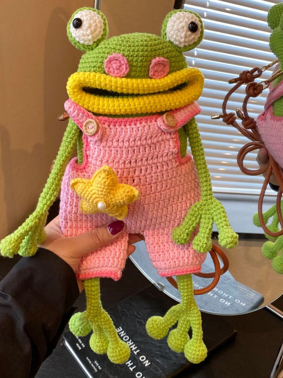 Crochet Big-Mouth Frog Crossbody Bag