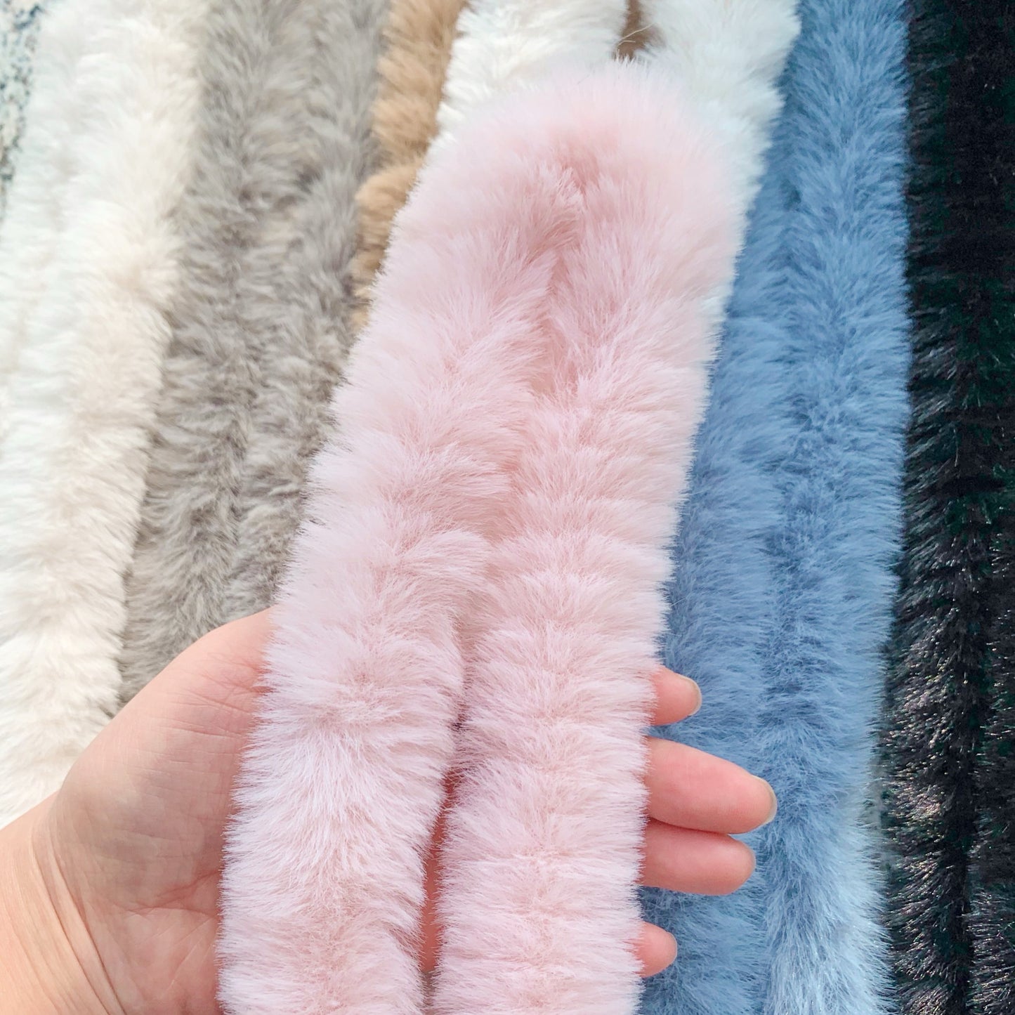 2pcs 40mm Faux Rabbit Fur Pipe Cleaners: DIY Dog & Rabbit Craft Supplies